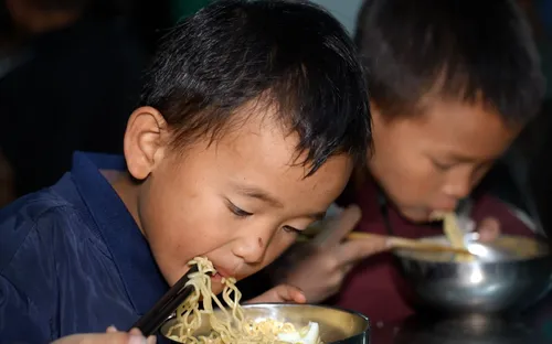 Điểm trường vùng biên giới và nỗi lo chỗ ở cho hơn 300 học sinh bán trú