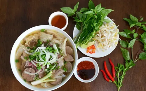 Phở bò Việt Nam lọt top 20 món súp ngon nhất thế giới của CNN