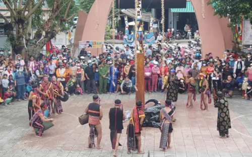 Bảo tồn Lễ hội Mừng lúa mới của người Cơ Tu: Đòn bẩy cho du lịch miền núi