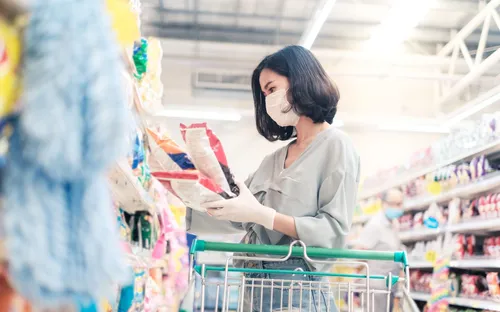 Người tiêu dùng vẫn ưu tiên giá rẻ dù biết là hàng giả