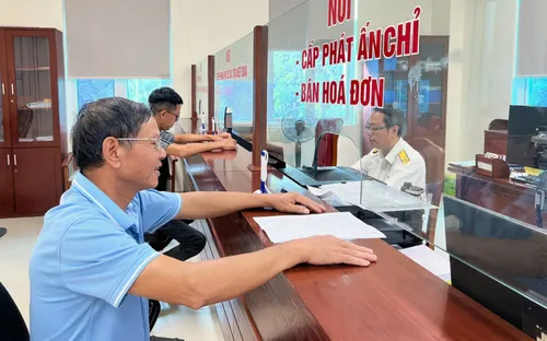 Quảng Trị thu ngân sách 11 tháng năm 2025 vượt hơn 10.200 tỷ đồng