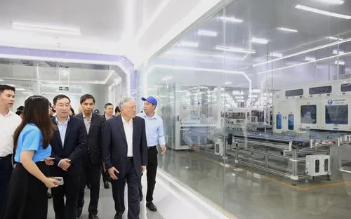 Phó Thủ tướng Thường trực Chính phủ Nguyễn Hòa Bình thăm, kiểm tra một số dự án tại Quảng Ninh