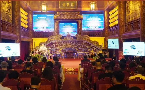 Chấn hưng văn hóa và du lịch từ chiến lược phát triển công nghiệp văn hóa mới