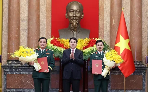 Chủ tịch nước Lương Cường trao quyết định thăng quân hàm Thượng tướng