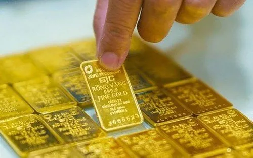 Giá vàng tăng 200.000 đồng/lượng
