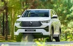 Đâu là 5 mẫu xe hybrid được khách hàng Việt săn đón nhất?