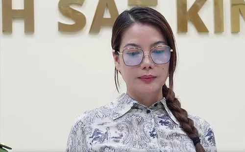 Nhìn lại một năm đầy biến động và khủng hoảng hình ảnh của giới nghệ sĩ Việt