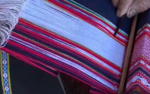 Sắc màu nghề truyền thống đồng bào dân tộc phía Tây Quảng Ngãi