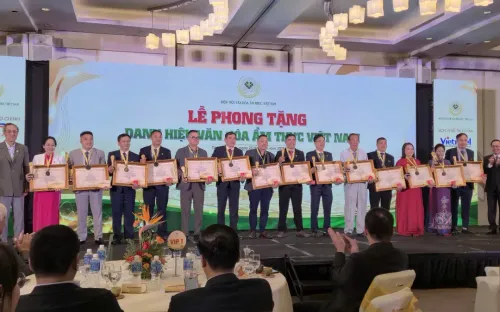 Vinh danh 28 cá nhân tiêu biểu được phong tặng danh hiệu Nghệ nhân Văn hóa Ẩm thực