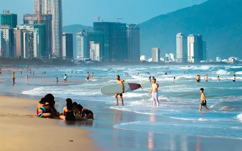 Du lịch Đà Nẵng năm 2025 đạt doanh thu kỷ lục 60.000 tỷ đồng