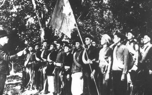 Tháng 12 và những dấu ấn xoay chuyển vận mệnh dân tộc