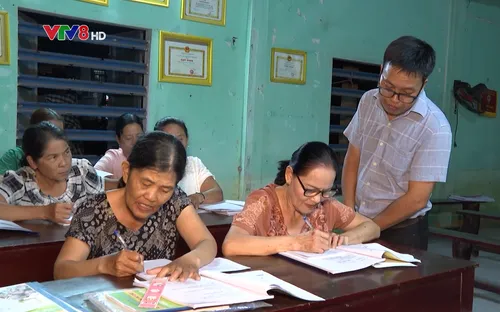 Xóa mù chữ cho những hoàn cảnh đặc biệt