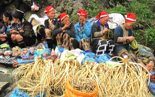Hồn cốt vùng cao: Chợ phiên và bản sắc văn hóa độc đáo của đồng bào dân tộc thiểu số