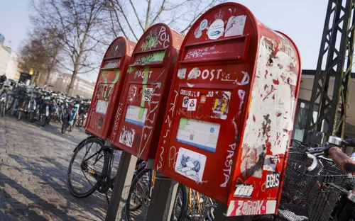 Đan Mạch khai tử thư tay: Dấu chấm hết cho kỷ nguyên bưu chính 400 năm