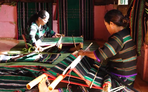 Phim tài liệu: Phát triển du lịch dựa vào bản sắc văn hoá các dân tộc (30/12/2025)