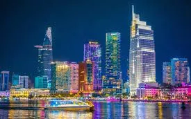 Du lịch TP.HCM bứt phá mạnh mẽ với doanh thu đạt gần 280.000 tỷ đồng