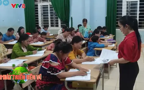 Khởi nguồn cho phát triển bền vững: Lớp xóa mù chữ giữa rừng sâu biên giới (11/10/2025)