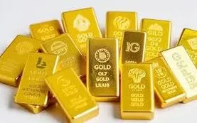 Giá vàng thế giới "đảo chiều" ngoạn mục: Lao dốc sau khi chạm đỉnh 4.400 USD/ounce