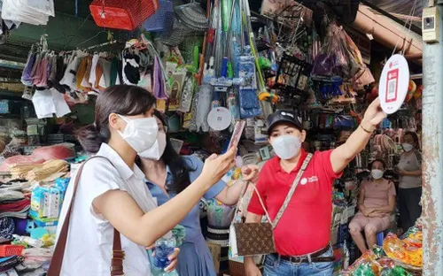 Khi "giỏ đi chợ" gặp trí tuệ nhân tạo: Cuộc cách mạng âm thầm tại các chợ truyền thống