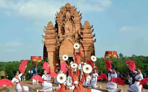 Lễ hội Katê: Bản hòa tấu di sản của cộng đồng người Chăm giữa lòng dân tộc