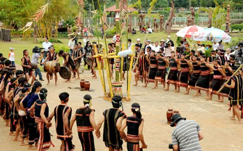 Những lễ hội mang hơi thở đại ngàn của người Bahnar tại Gia Lai năm 2026