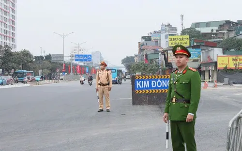 Hà Nội: Xử lý 51 điểm ùn tắc giao thông, bảo đảm an toàn cho nhân dân