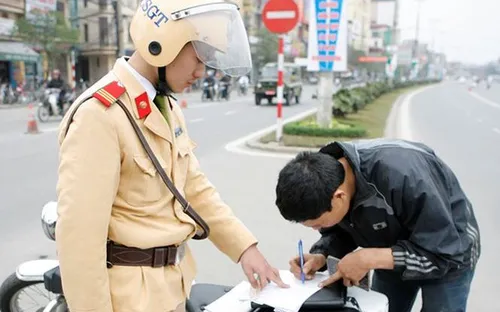 Dịp Tết Dương lịch 2026: Hàng nghìn trường hợp vi phạm giao thông bị xử phạt tại TP Hồ Chí Minh và Đồng Nai