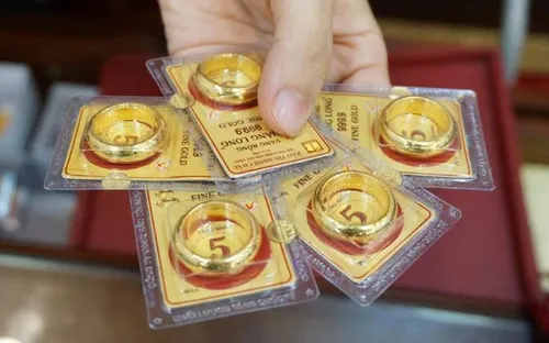 Giá vàng 5/1/2026: Kỳ vọng vượt mốc 5.000 USD