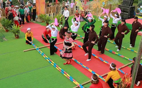 Lễ hội trò chơi dân gian: Sức sống mới từ những giá trị cũ