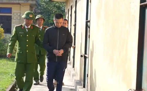 Triệt phá đường dây cá độ bóng đá xuyên quốc gia