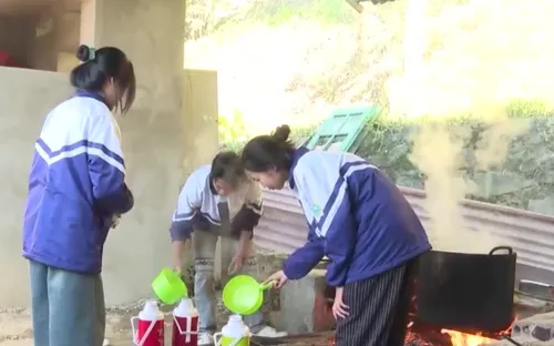 Các trường vùng cao chủ động phòng chống rét cho học sinh