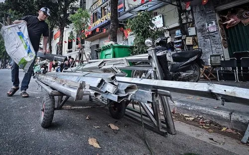 Người dân bắt đầu di dời để xây dựng quảng trường và công viên phía đông hồ Hoàn Kiếm