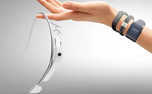 Thiết bị y tế đeo người có thể đạt gần 2 tỷ chiếc mỗi năm vào năm 2050, đặt ra thách thức môi trường lớn