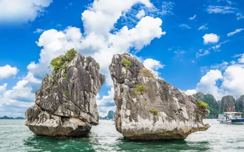 Vịnh Hạ Long: Bản hùng ca bằng đá của thiên nhiên qua hàng trăm triệu năm