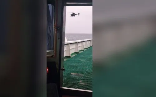 Mỹ bắt giữ tàu chở dầu treo cờ Nga sau nhiều tuần truy đuổi kịch tính