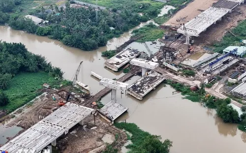 TP Hồ Chí Minh đề nghị ngành ngân hàng dẫn vốn vào 77 dự án hạ tầng trọng điểm