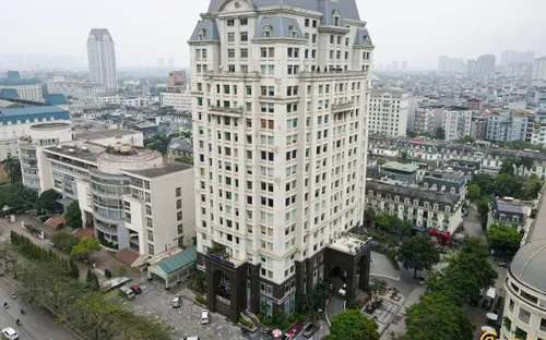 Dùng 26 tài khoản thao túng cổ phiếu SJS, hai cá nhân bị phạt 3 tỷ đồng