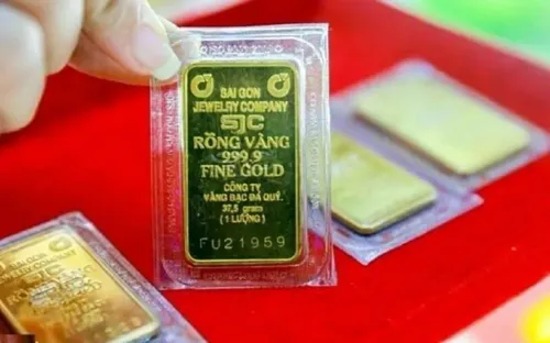 Giá vàng hôm nay 10/1: Vàng SJC giao dịch ở mức 158,3 triệu đồng/lượng