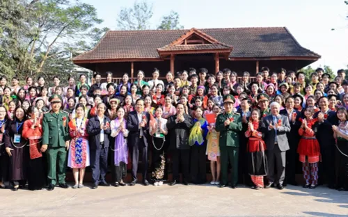 Thủ tướng Phạm Minh Chính: Xây dựng trường học vùng cao bằng "tình dân tộc, nghĩa đồng bào"