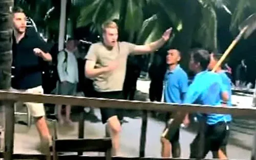 Đình chỉ quán bar liên quan vụ đe dọa du khách, Nha Trang siết chặt quản lý dịch vụ du lịch