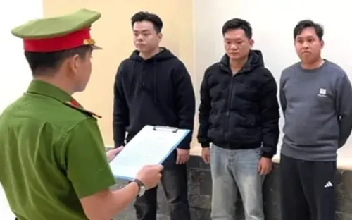 Triệt phá ổ nhóm cho vay lãi nặng tới 421%/năm, thu lợi bất chính hơn 1,3 tỷ đồng tại Đà Nẵng