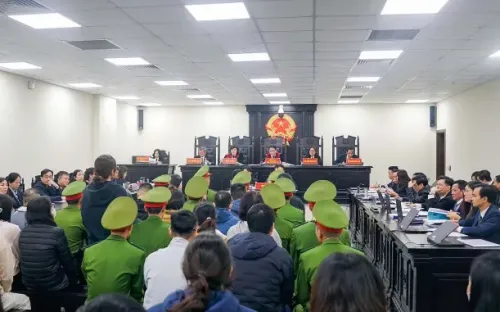 Ông chủ Z Holding Hoàng Quang Thịnh lĩnh 30 năm tù trong vụ sản xuất 4,5 triệu lon sữa giả