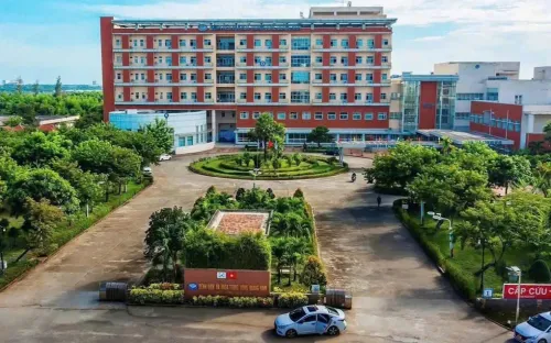 Bộ Y tế chuyển giao Bệnh viện Đa khoa Trung ương Quảng Nam cho UBND TP Đà Nẵng quản lý