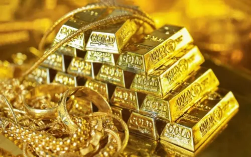 Giá vàng trong nước lập đỉnh mới, nhu cầu mua giảm mạnh