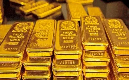 Giá vàng trong nước giữ mốc kỷ lục 162 triệu đồng/lượng, thế giới neo cao