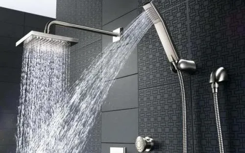 “Bộ ba nguy hiểm” khi tắm vòi hoa sen mùa lạnh và cảnh báo đột tử