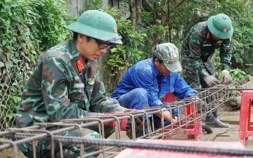 Mệnh lệnh từ trái tim và cuộc hồi sinh thần tốc trên dải đất miền Trung