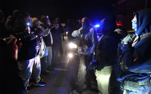 Lầu Năm Góc đặt gần 1.500 quân nhân sẵn sàng tới Minnesota giữa biểu tình phản đối ICE