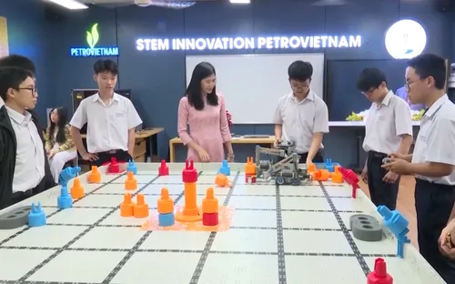 Đưa vào hoạt động phòng thực hành giáo dục STEM tại trường THPT Trần Phú