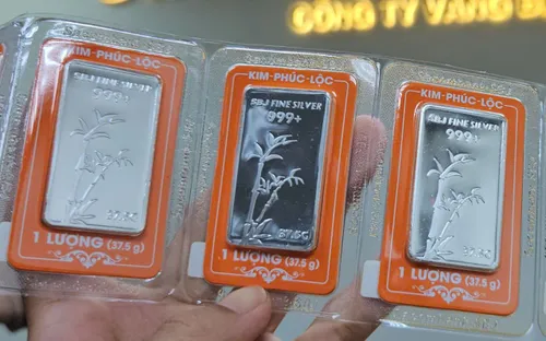 Giá bạc hôm nay 19-1: Tiếp tục lập đỉnh mới